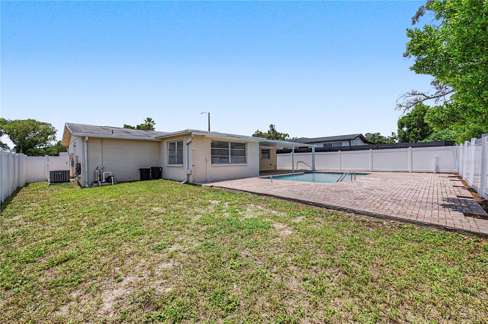 REGENCY PARK - Residential