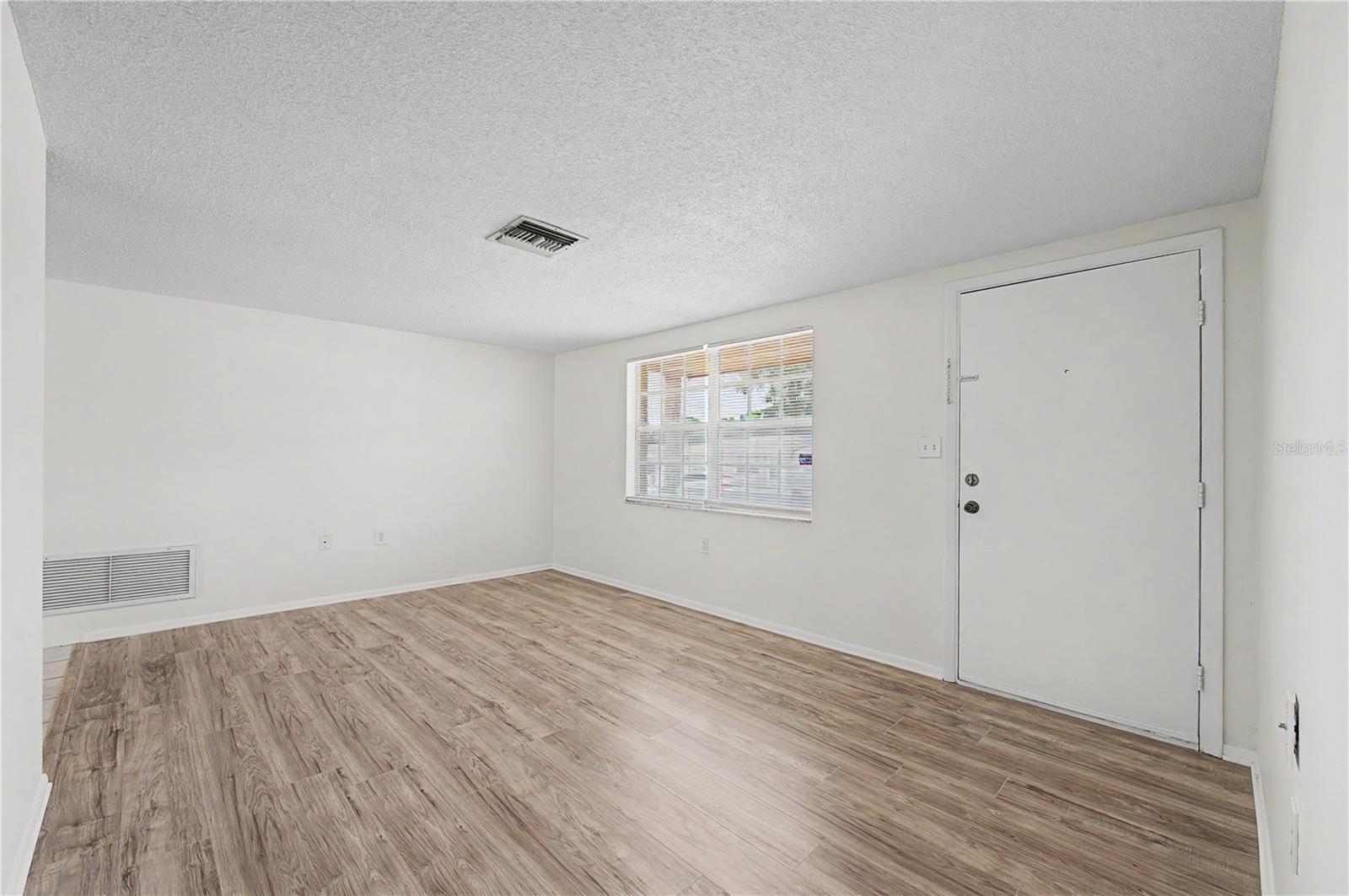 REGENCY PARK - Residential