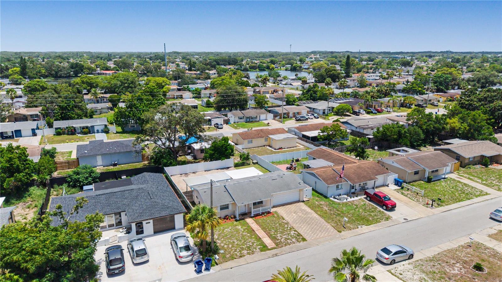 REGENCY PARK - Residential