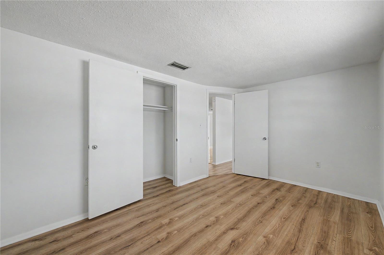 REGENCY PARK - Residential