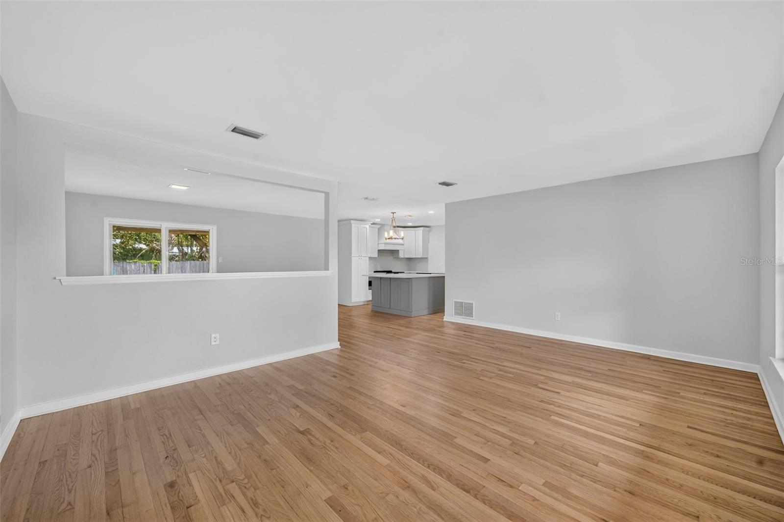 EDGEWATER PARK - Residential