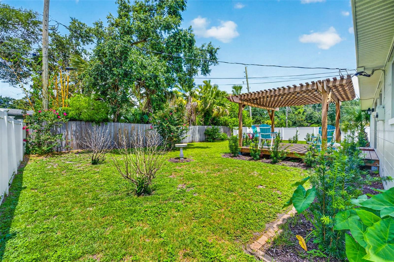 EDGEWATER PARK - Residential