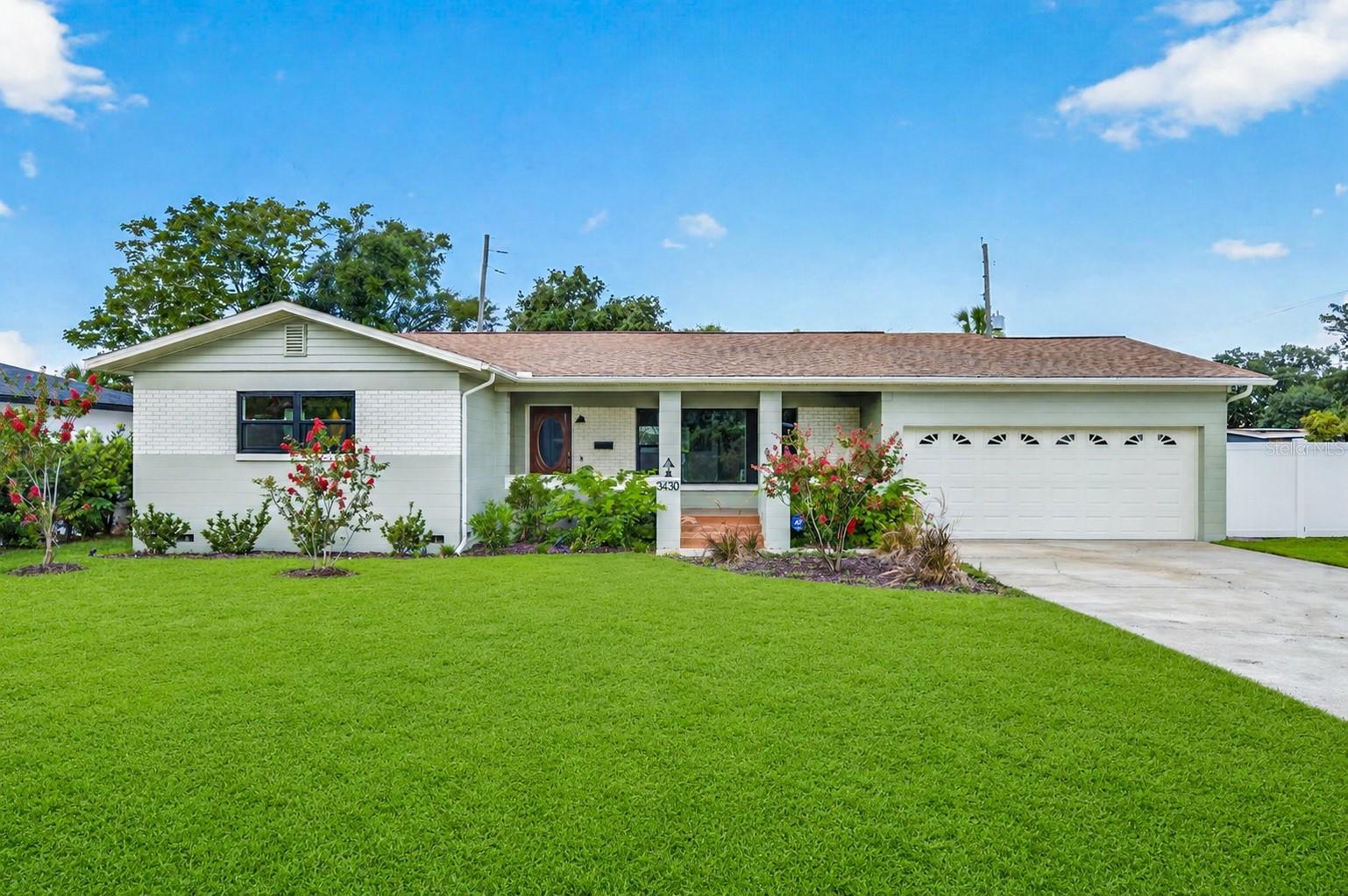 EDGEWATER PARK - Residential