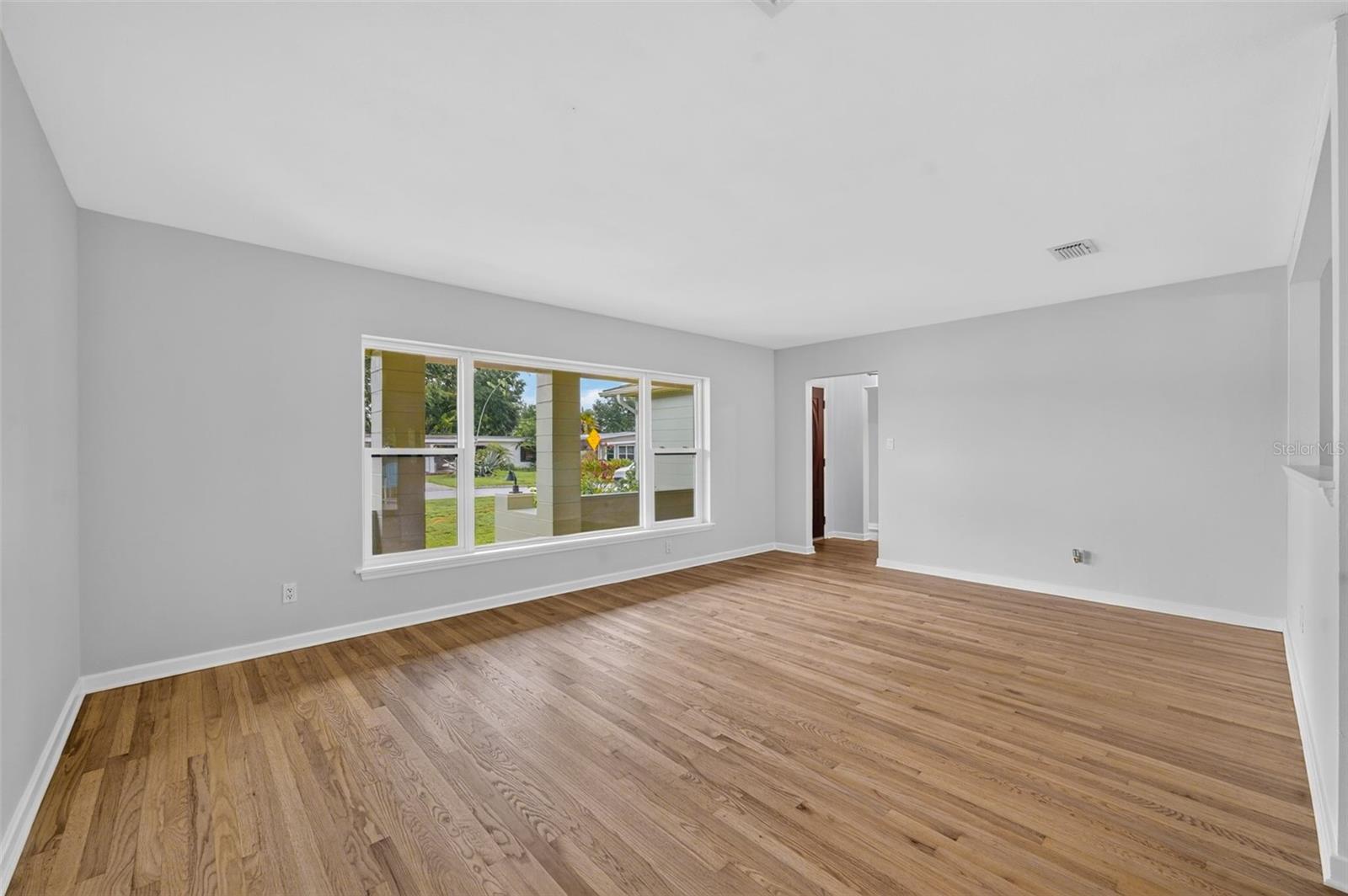 EDGEWATER PARK - Residential