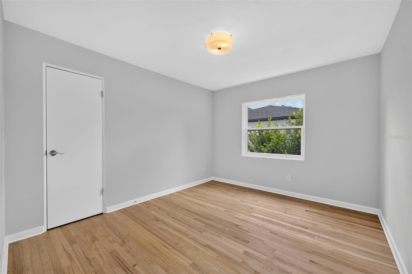 EDGEWATER PARK - Residential