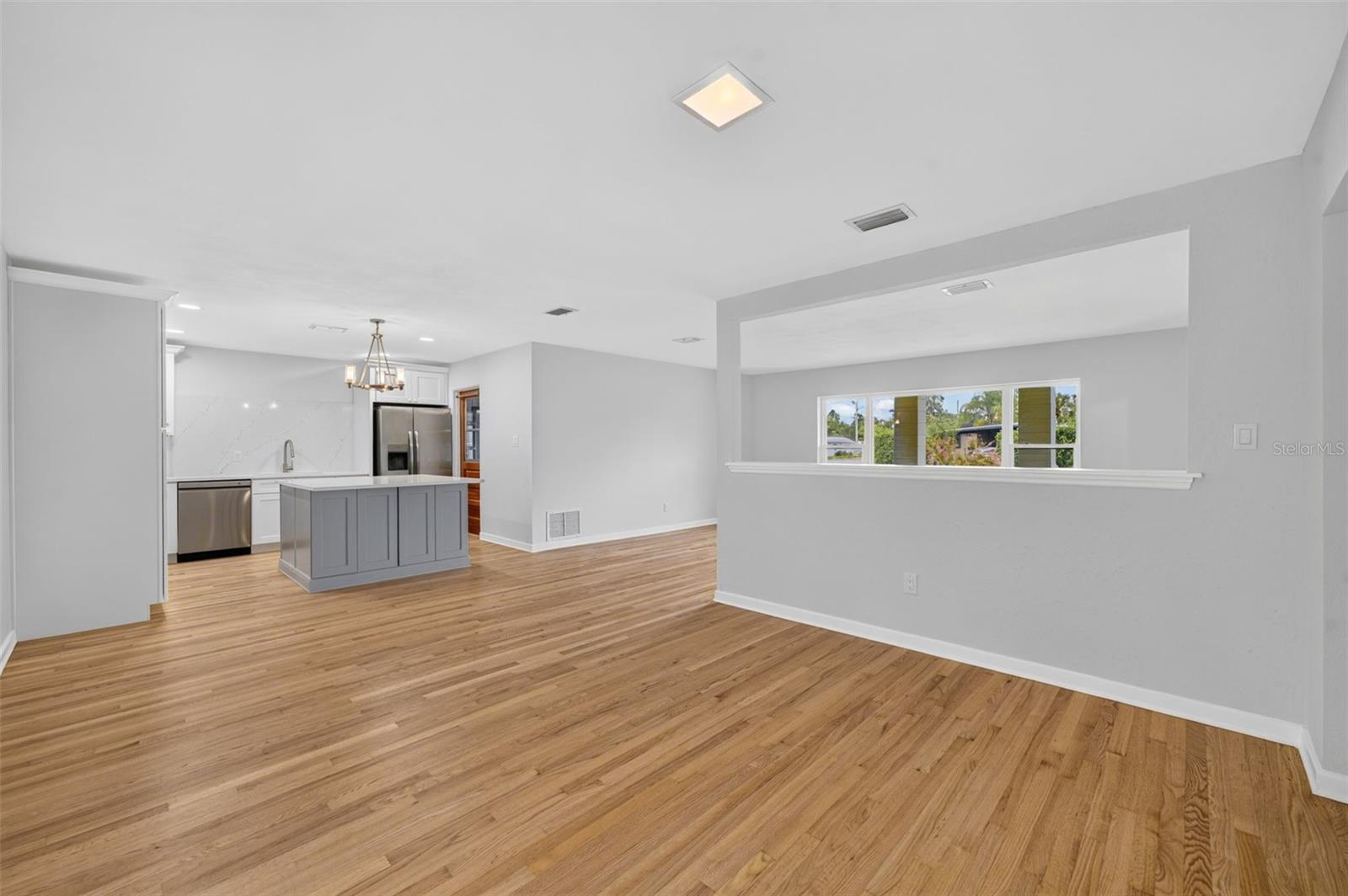 EDGEWATER PARK - Residential