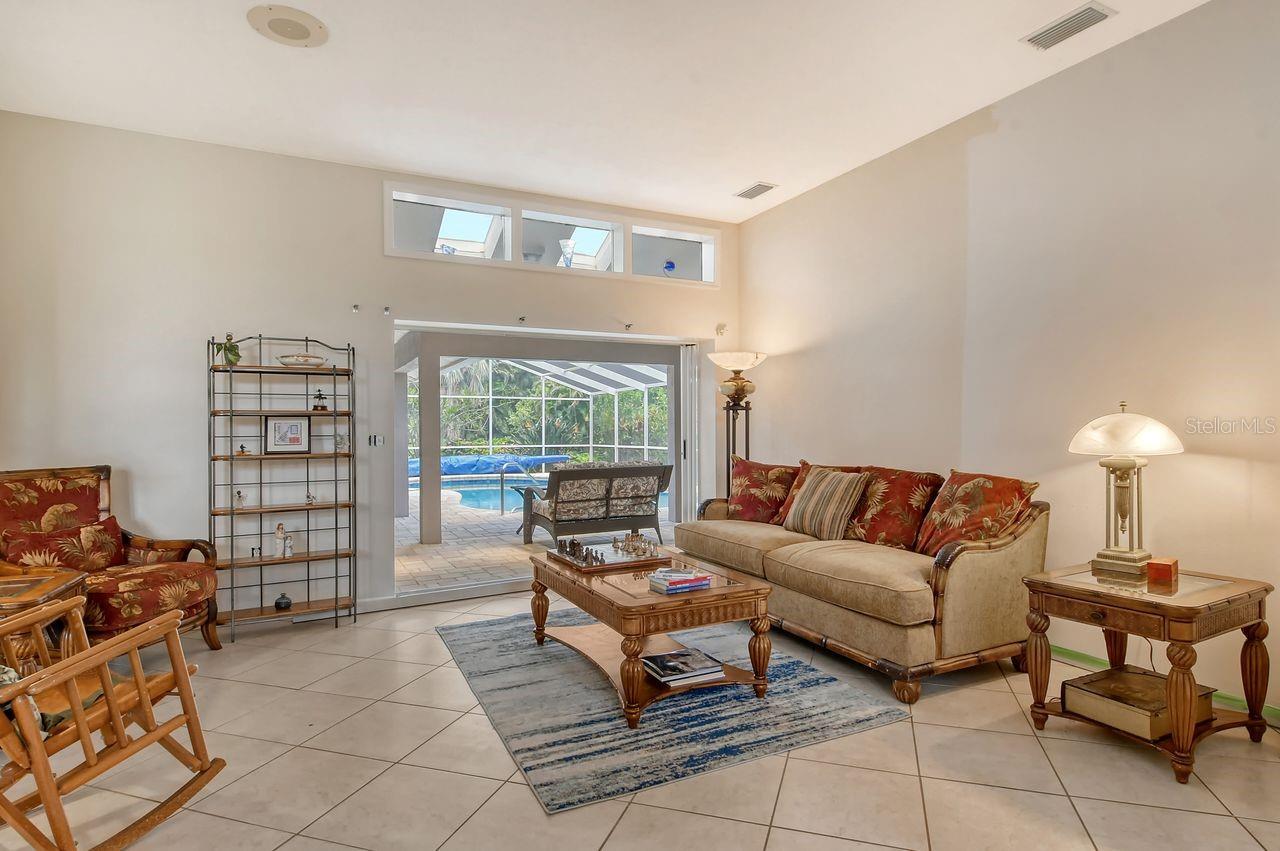OAK RIDGE - Residential
