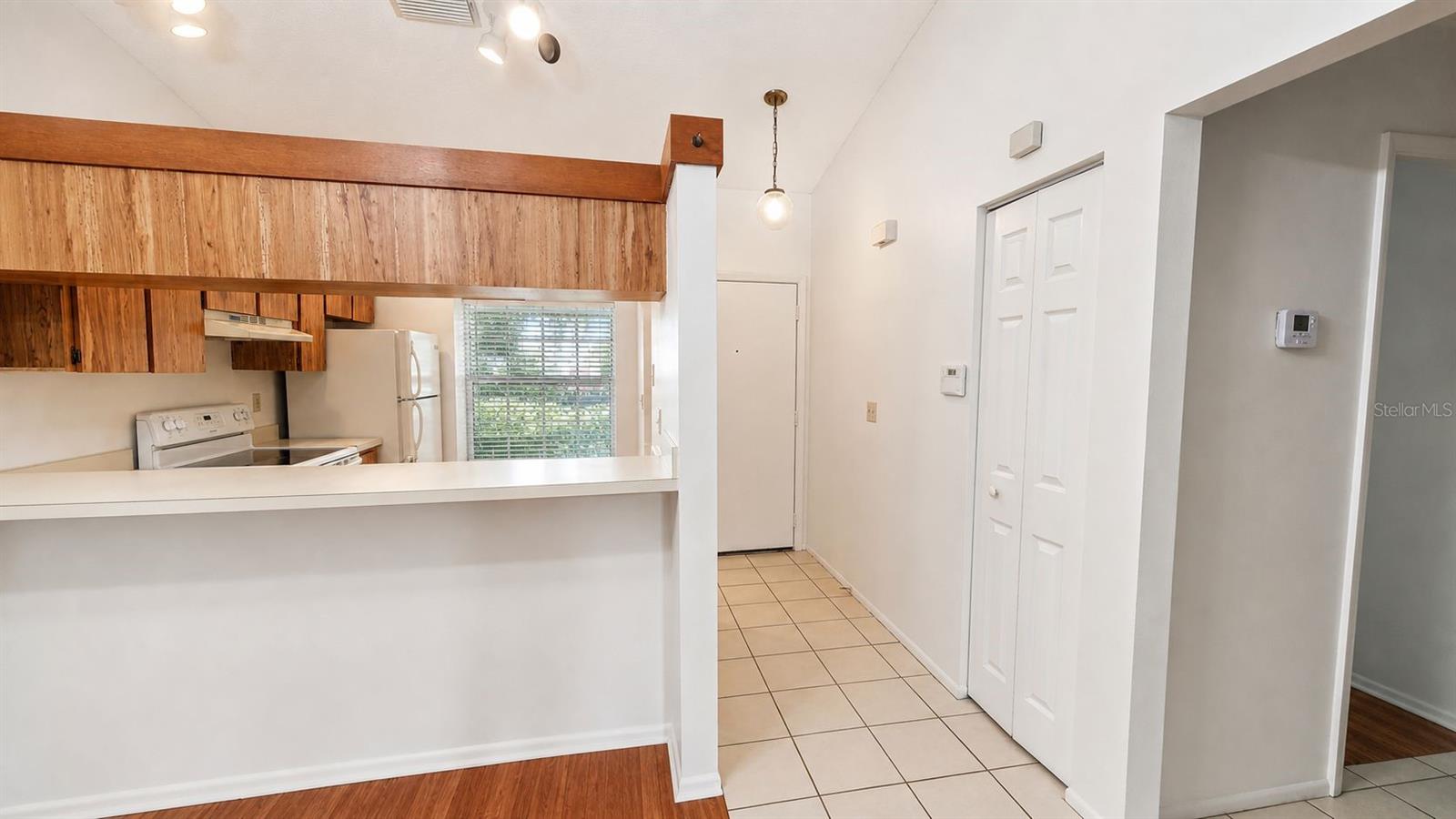 BELLE OAK VILLAS - Residential