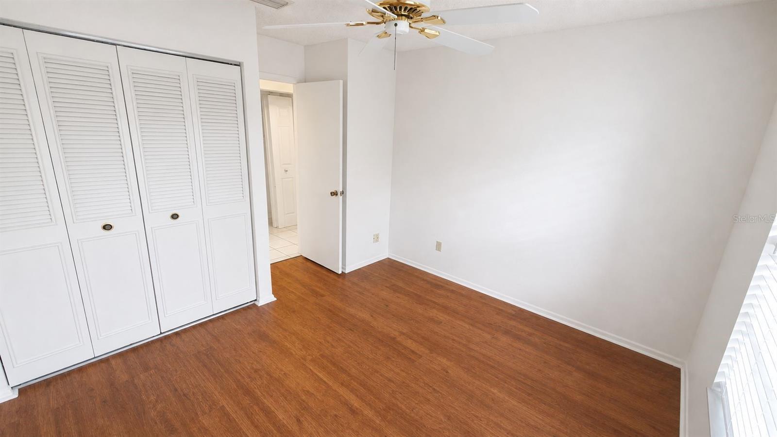 BELLE OAK VILLAS - Residential