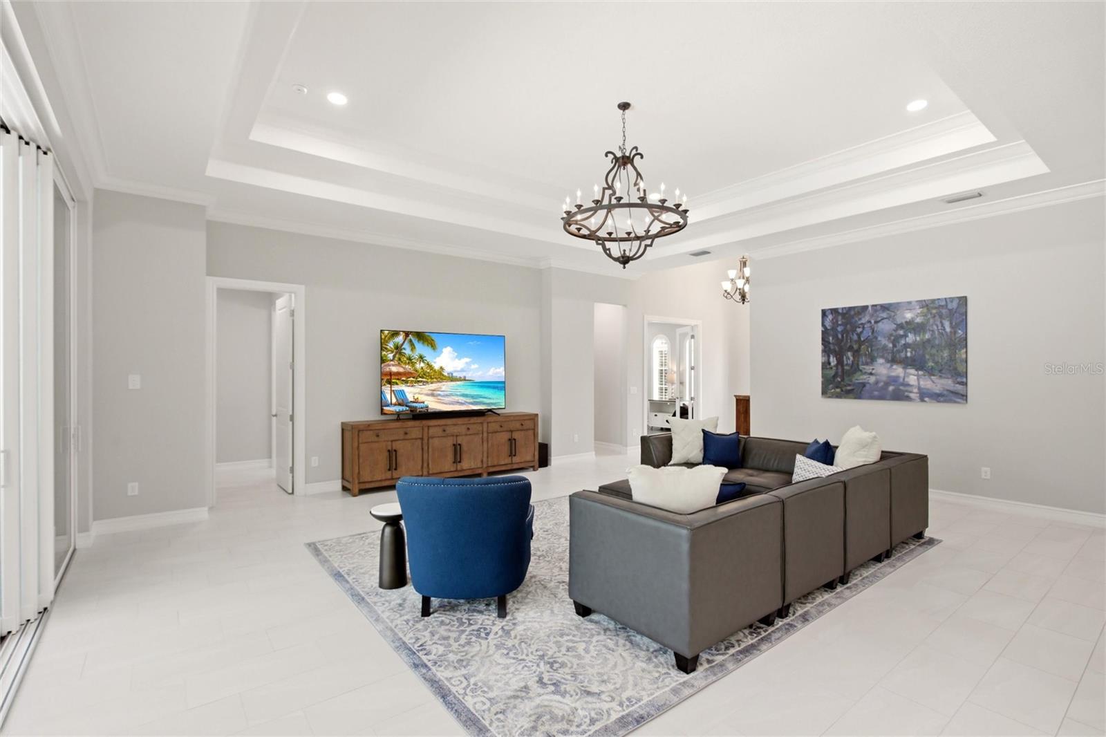 LAKE CLUB PH II - Residential