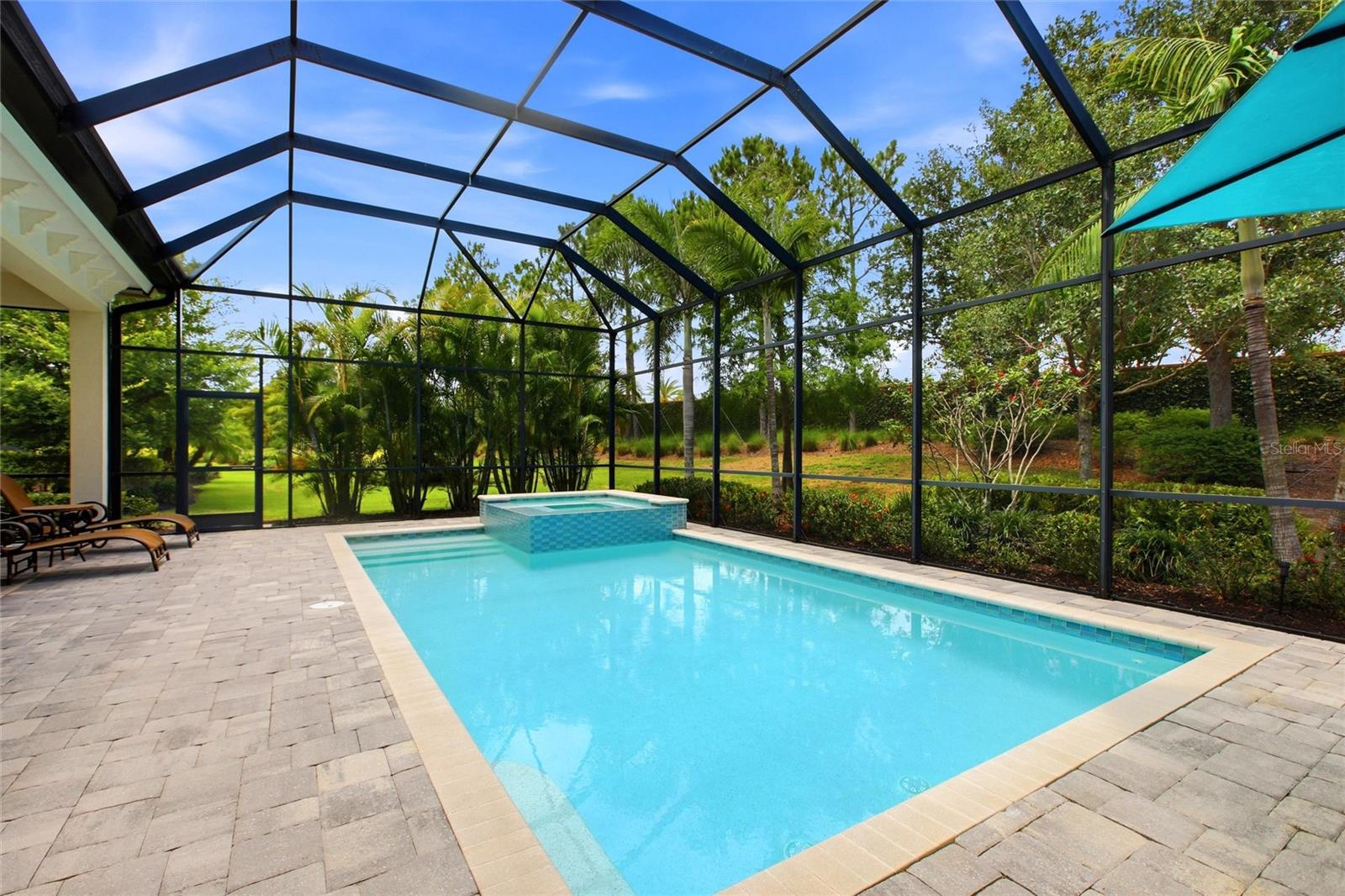 LAKE CLUB PH II - Residential