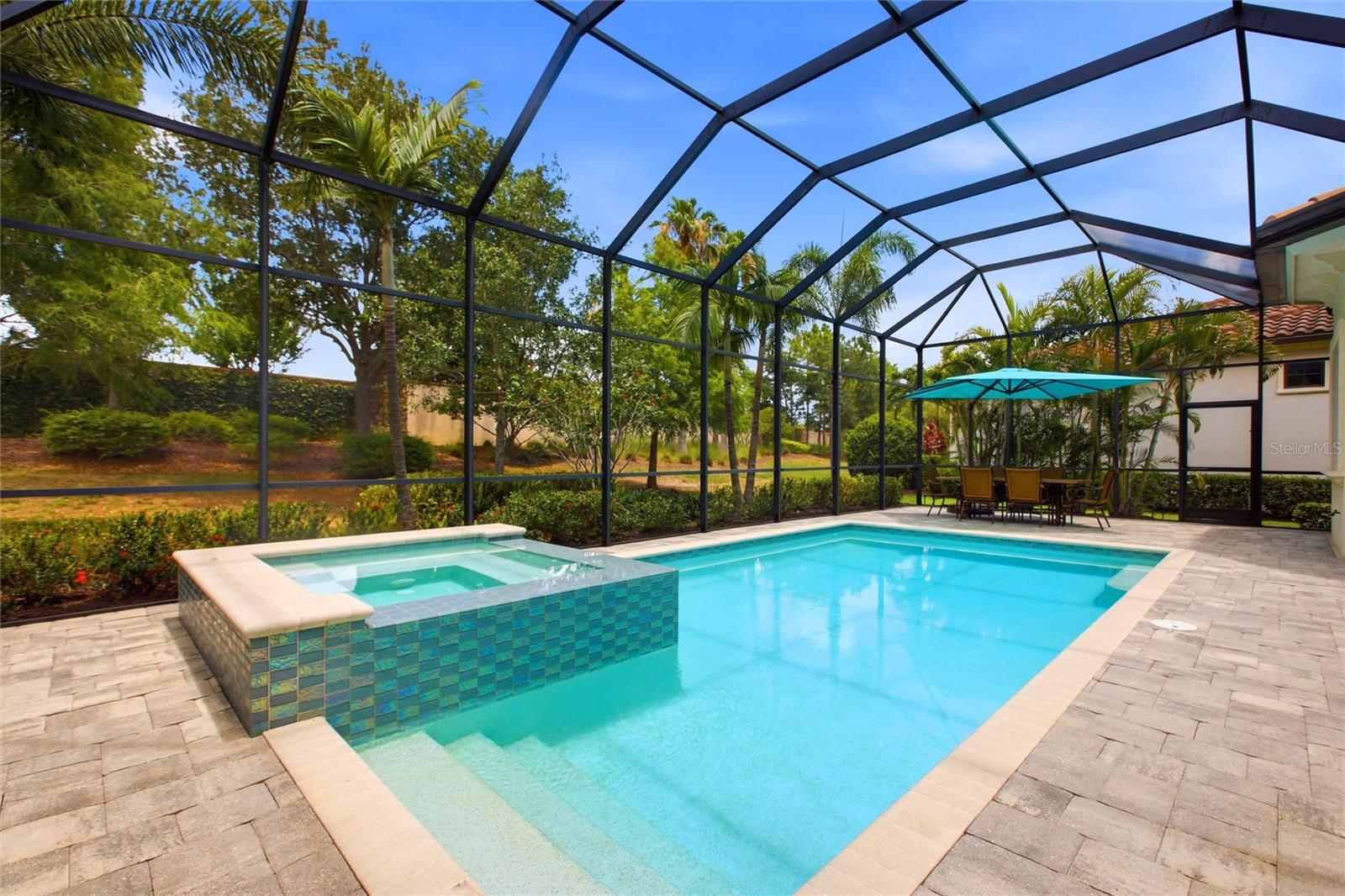 LAKE CLUB PH II - Residential