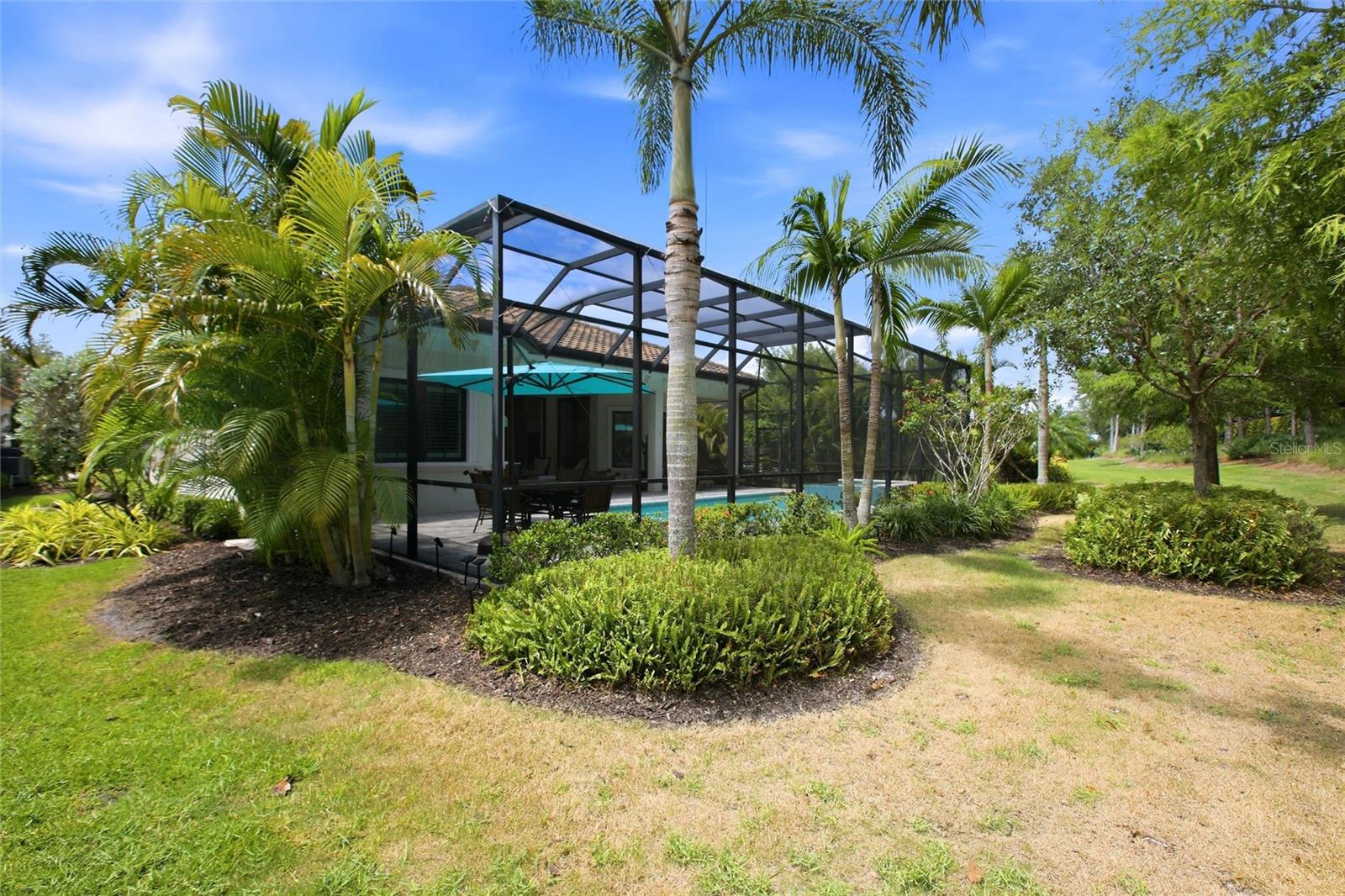 LAKE CLUB PH II - Residential
