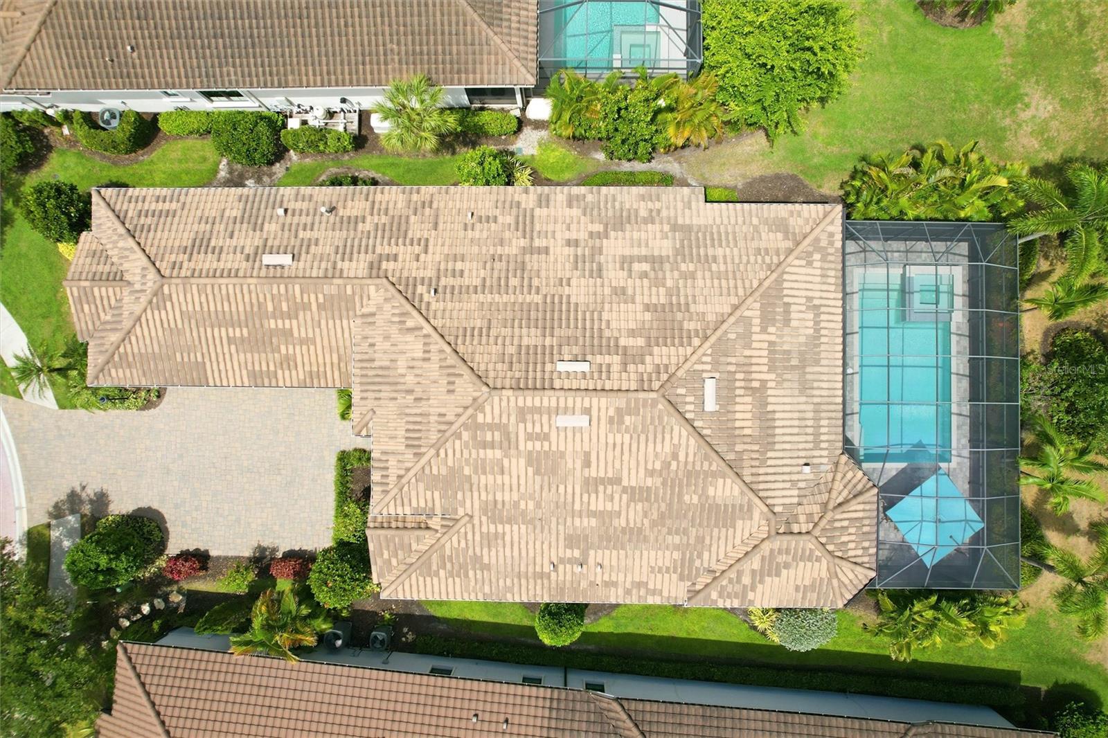 LAKE CLUB PH II - Residential