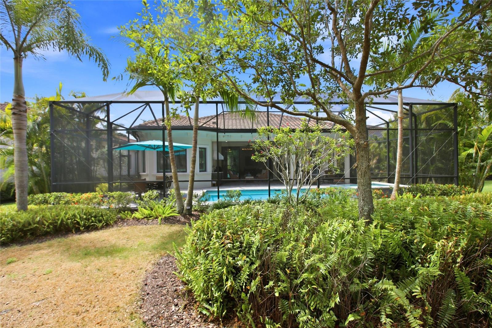 LAKE CLUB PH II - Residential