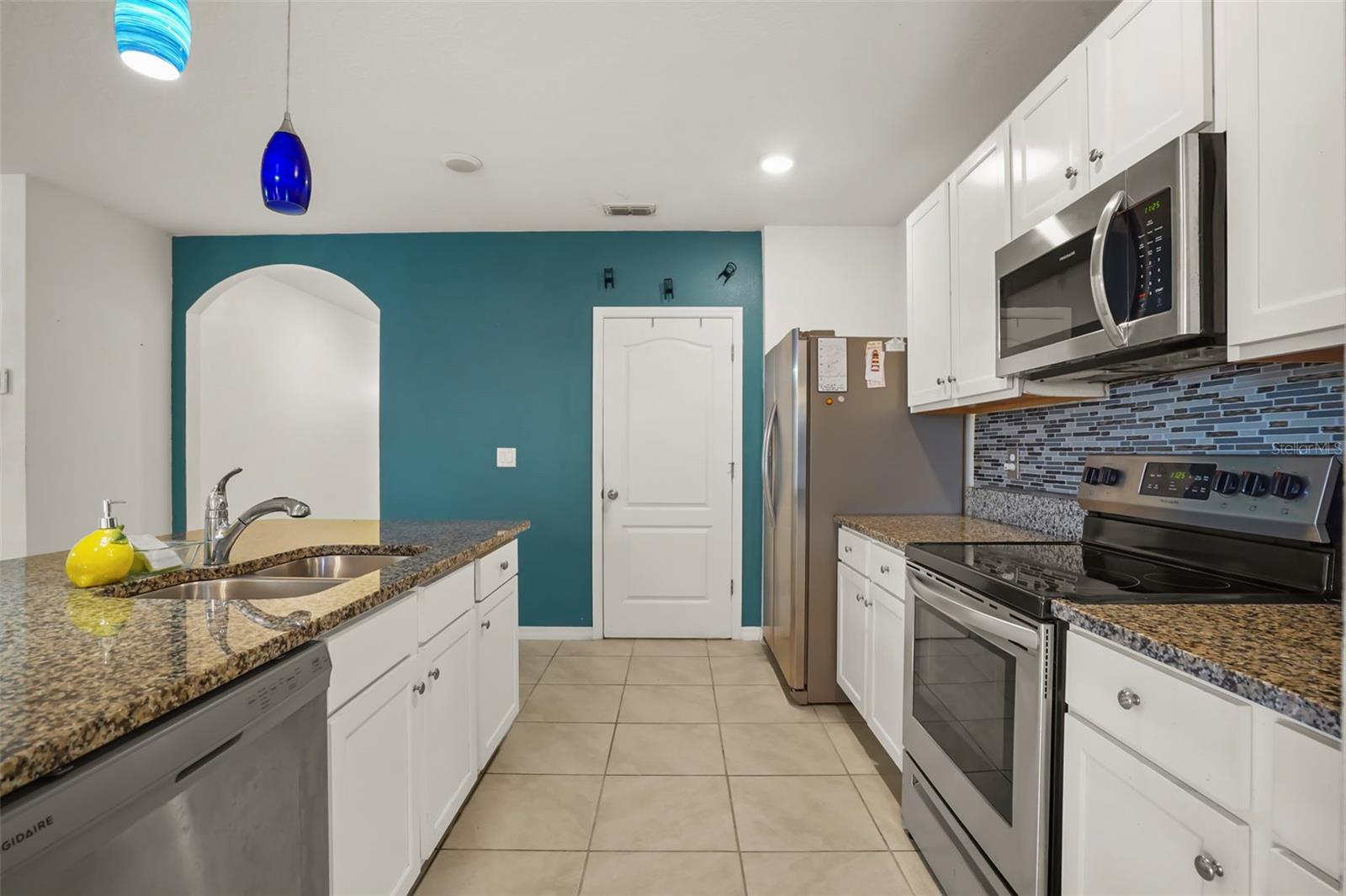 MURANO AT WESTSIDE - Residential Lease