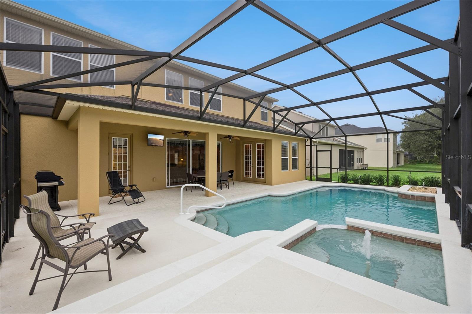 GRANDE PINES - Residential