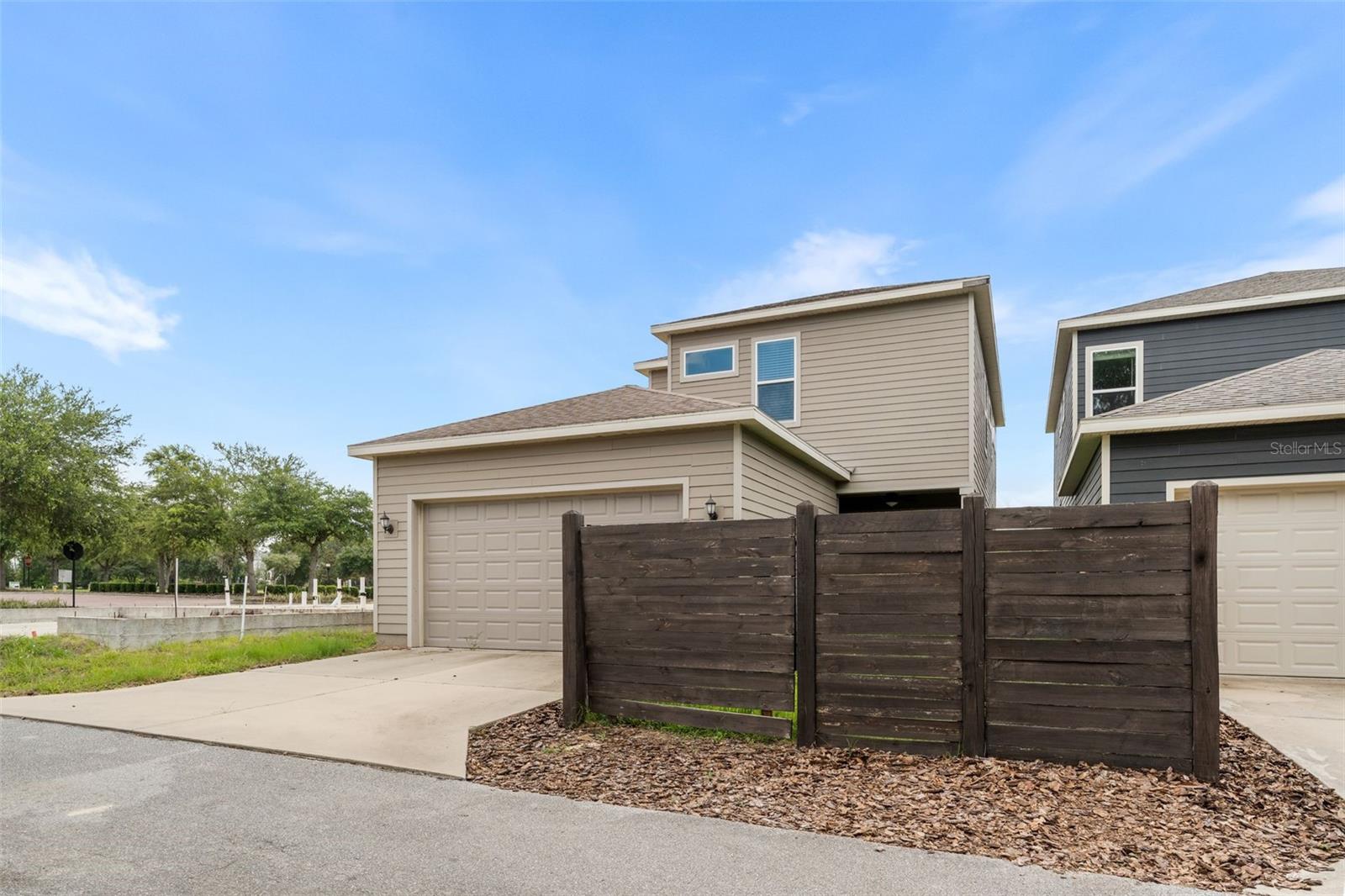GRAND PRESERVE AT KANAPAHA PB 36 PG 1 - Residential
