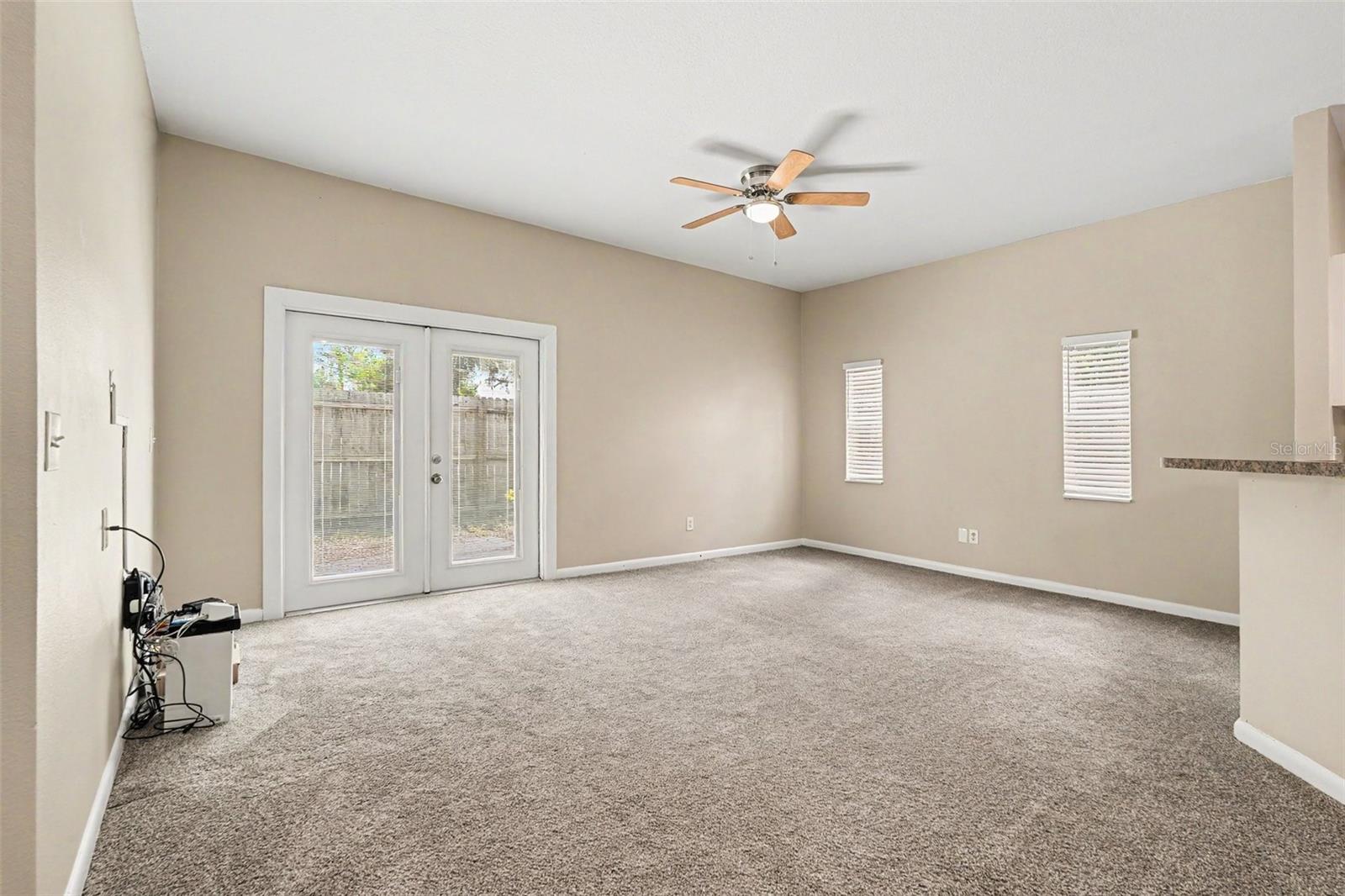 HENDRY & KNIGHTS ADD TO - Residential Lease