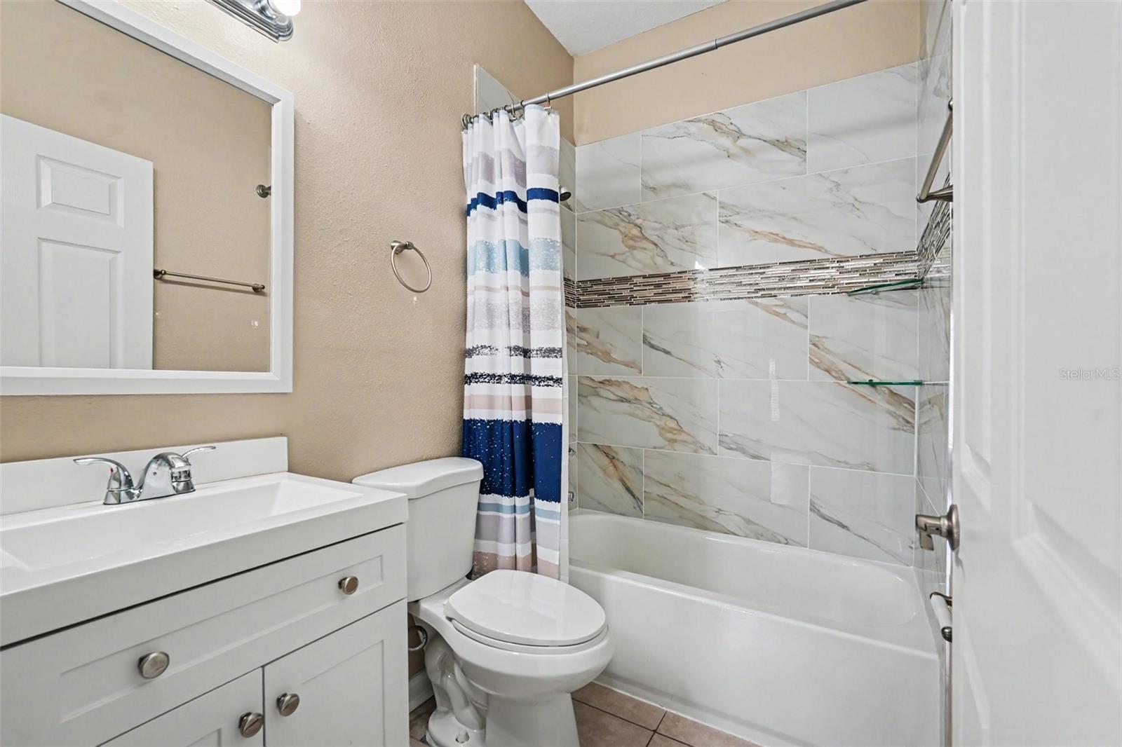 HENDRY & KNIGHTS ADD TO - Residential Lease