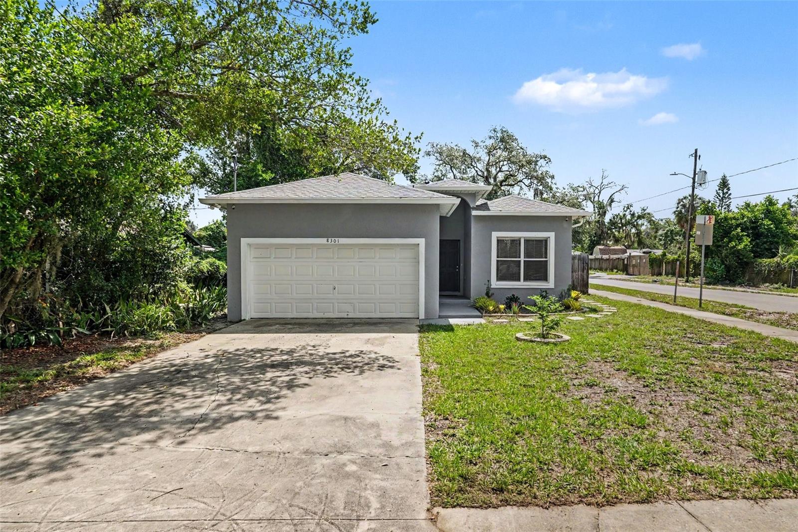 HENDRY & KNIGHTS ADD TO - Residential Lease