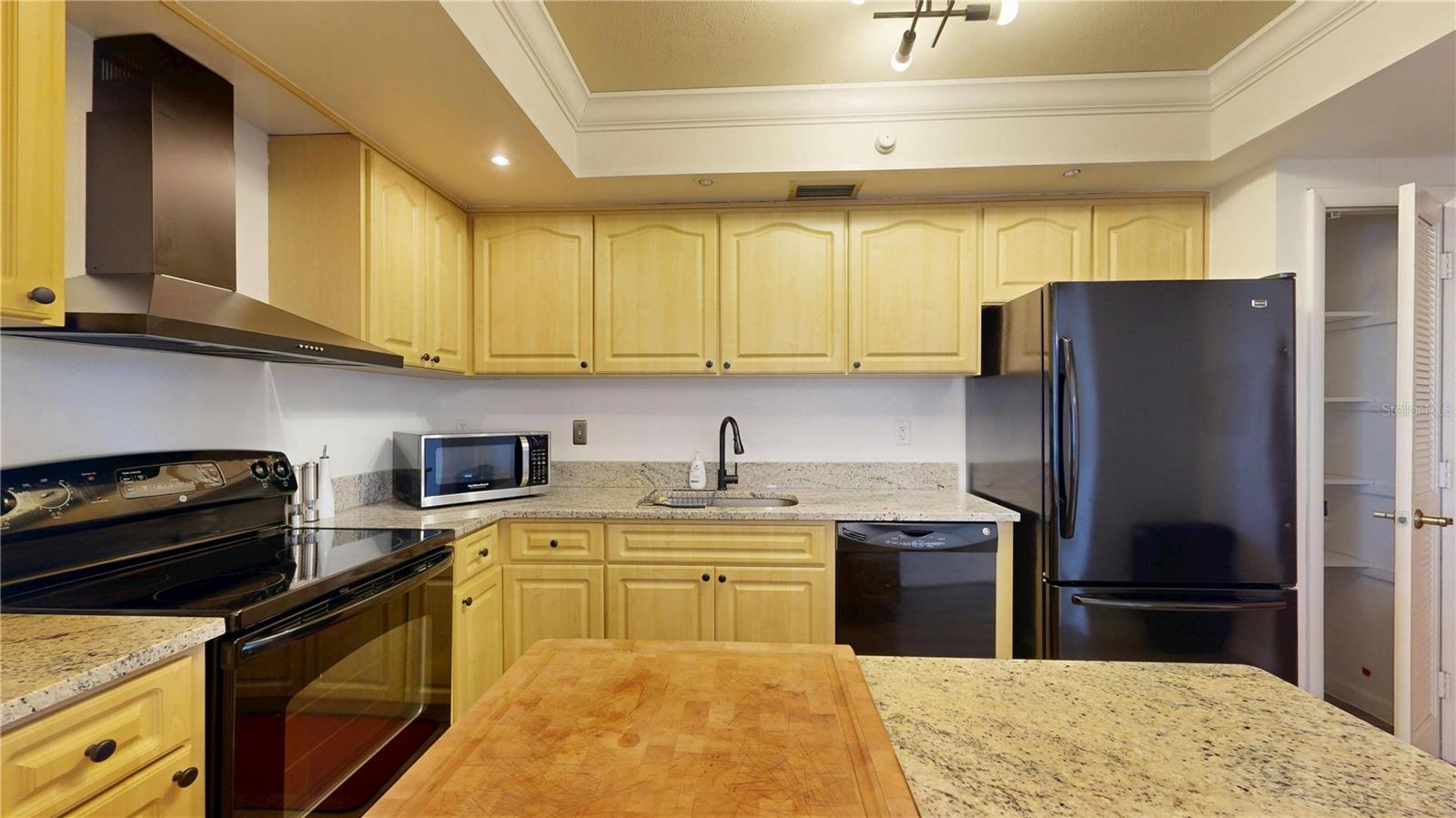 PIERCE 100 CONDO - Residential