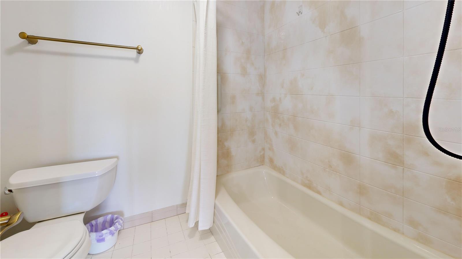 PIERCE 100 CONDO - Residential