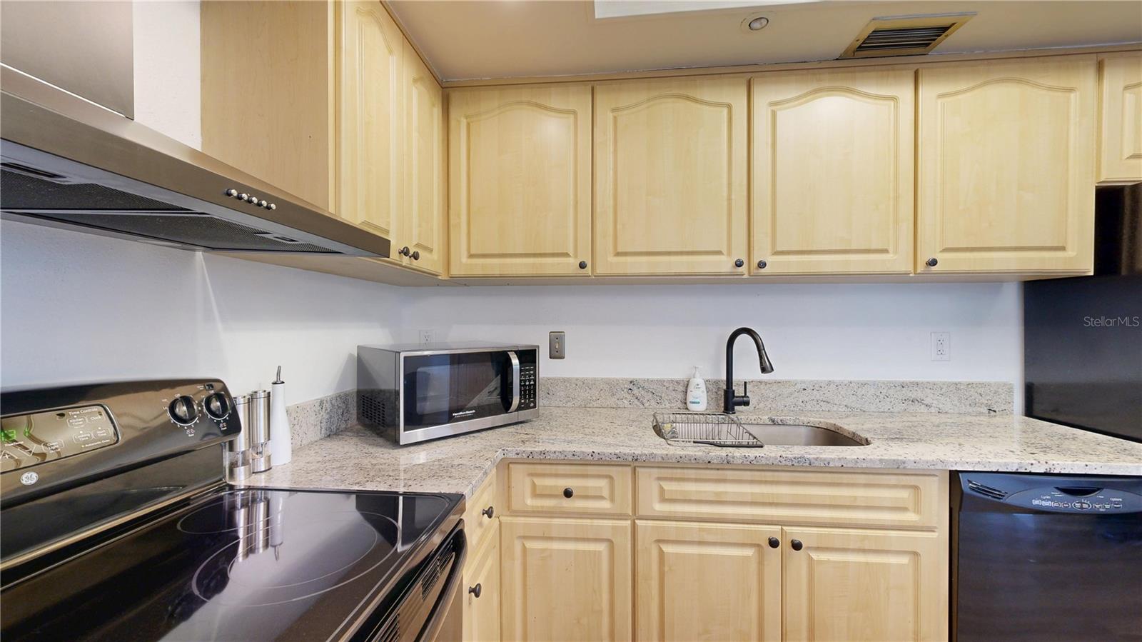 PIERCE 100 CONDO - Residential