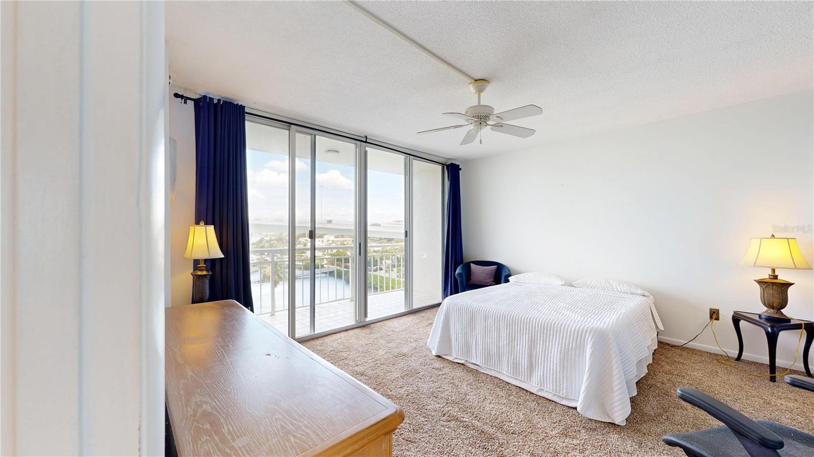 PIERCE 100 CONDO - Residential