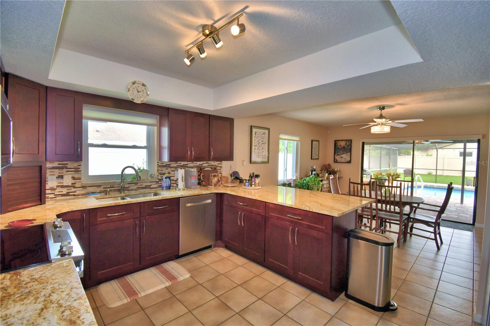 LAKE WHISTLER ESTATES - Residential