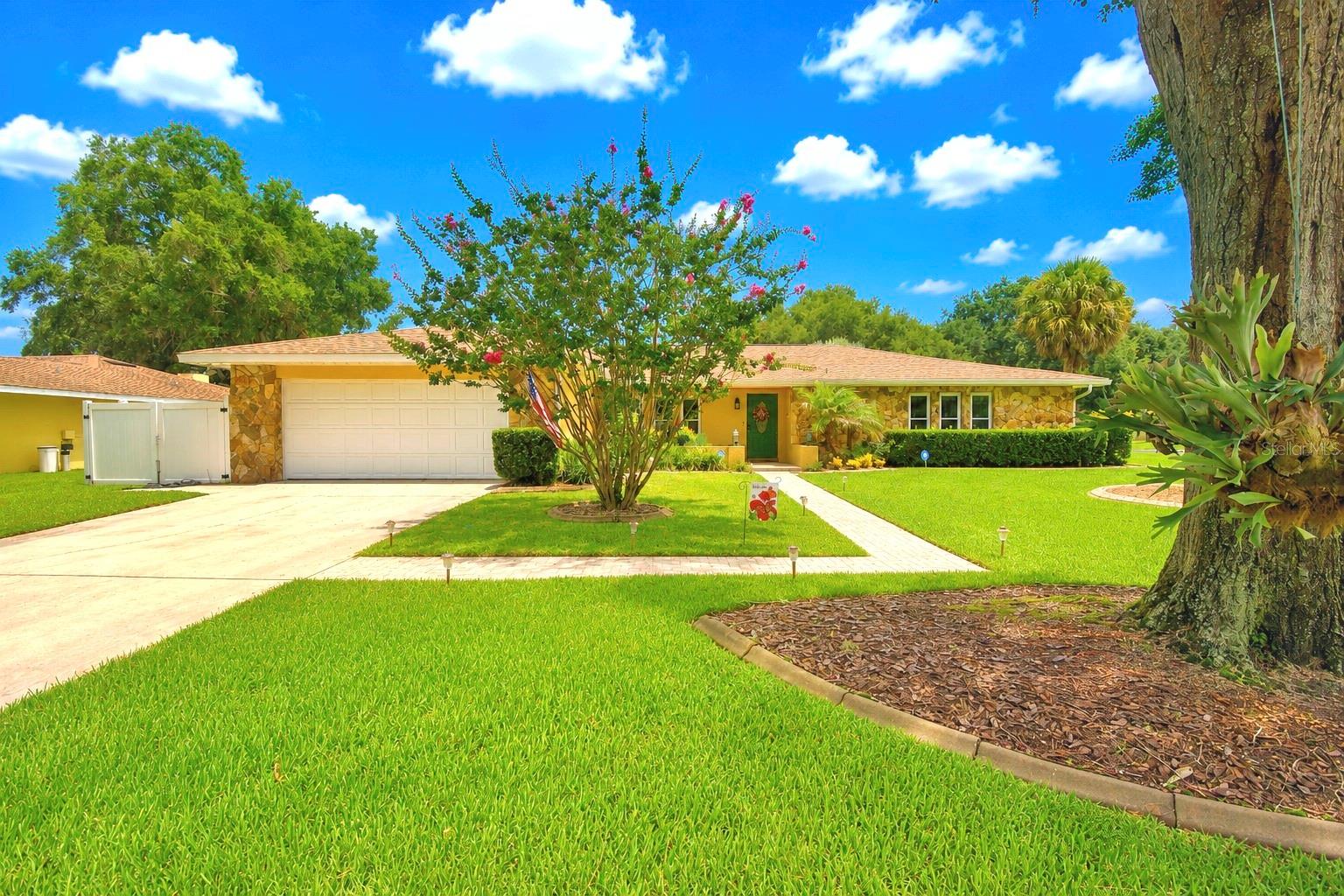 LAKE WHISTLER ESTATES - Residential