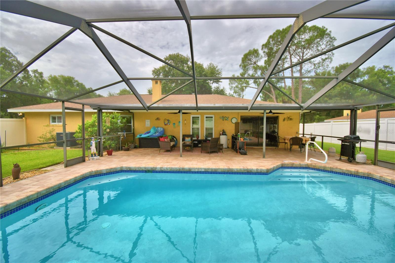LAKE WHISTLER ESTATES - Residential