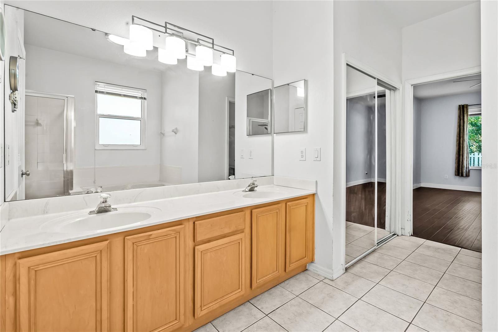 FALCON TRACE - Residential