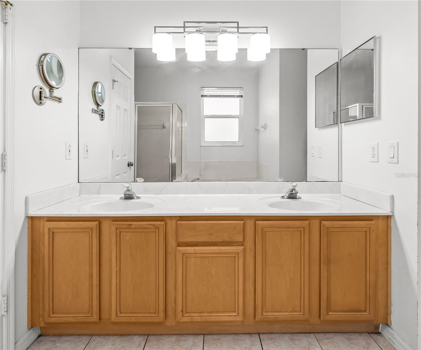 FALCON TRACE - Residential