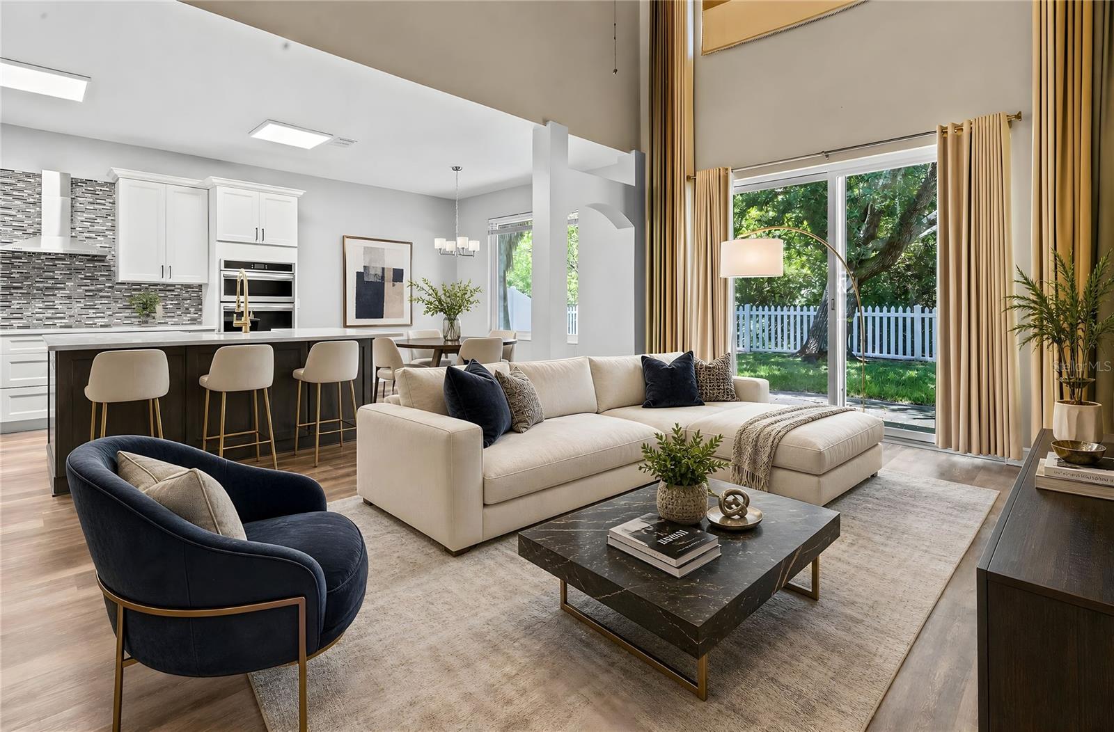 FALCON TRACE - Residential
