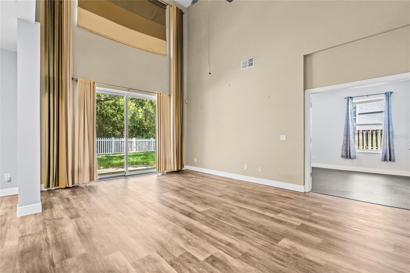 FALCON TRACE - Residential