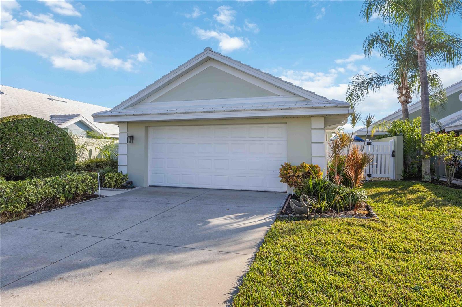 MOTIVATED SELLER !!!!
A peaceful WATERFRONT gem wrapped in Florida charm.
Step into this light-filled maintenance-free villa and feel the calm instantly. The open layout flows effortlessly, with soaring ceilings, generous living space, and a wall of sliders pulling your eyes straight to the shimmering lake. It’s the kind of view that makes mornings sweeter and evenings unforgettable.
2 Bedrooms • 2 Baths
Private Enclosed Lanai Overlooking the Water
Split Floor Plan for Privacy
2 CAR Garage + Storage
Maintenance-Free Grounds
The kitchen offers plenty of counter space and a comfortable eat-in nook—perfect for casual Florida living. The primary suite is a true retreat featuring lake views, a large closet, and an en-suite bath. Guests enjoy their own separate wing, keeping everyone comfortable.
Step outside to your private lanai, listen to the birds, watch the water dance, and just breathe. This is what Harrington Lake is known for—peace, beauty, and a lifestyle that feels effortless.
Located in the sought-after Plantation community, you’re minutes from golf, resort-style amenities, social clubs, walking paths, shopping, dining, and Venice’s world-famous beaches. Memberships are optional, freedom is real.
Whether you’re downsizing, wintering in paradise, or craving a serene full-time home, this villa delivers low stress, high comfort, and pure Florida living.
Your lakefront lifestyle starts here. Want to make it yours? Let’s move.