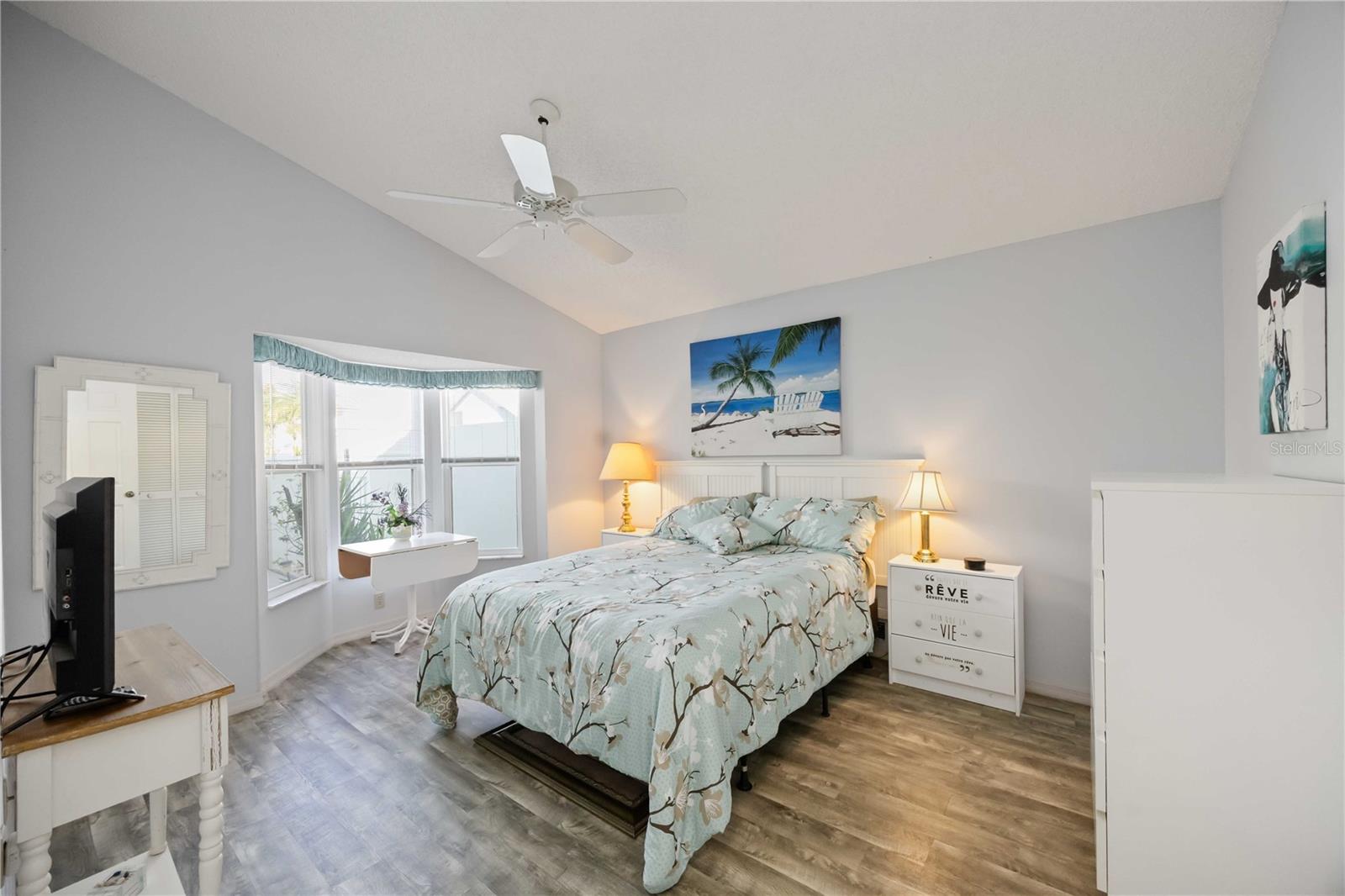 HARRINGTON LAKE - Residential