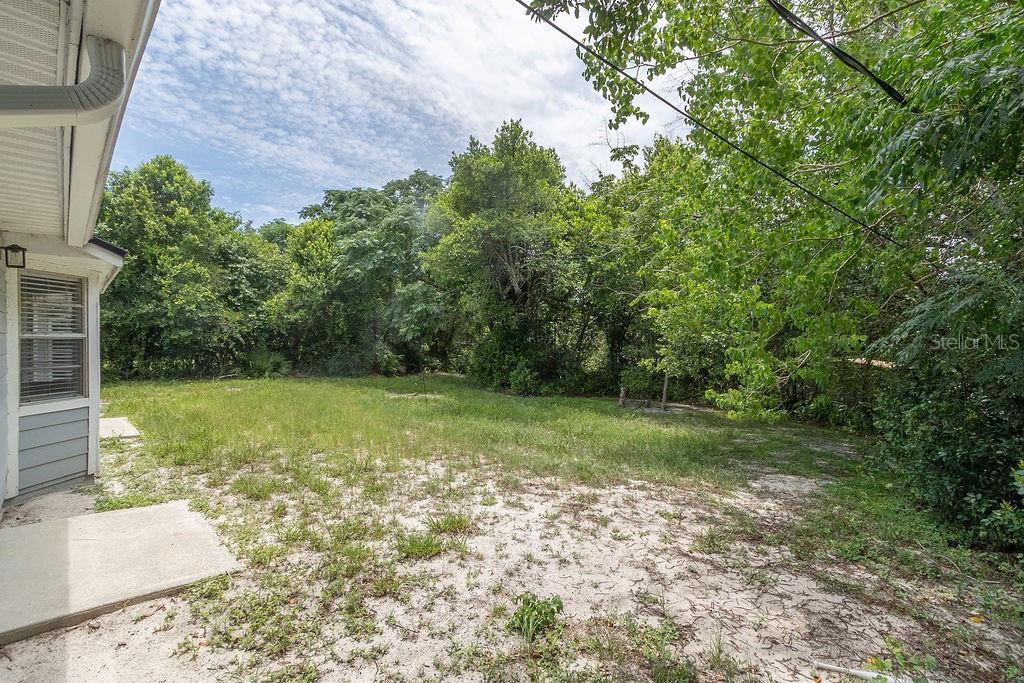 DELTONA LAKES UNIT 48 - Residential Lease