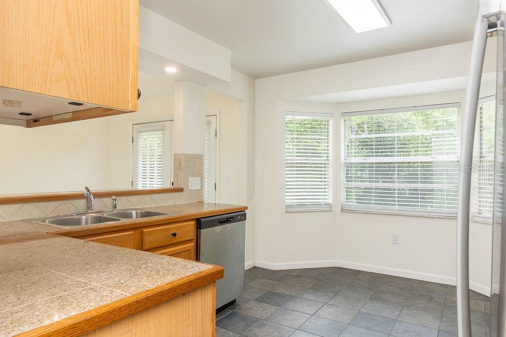 DELTONA LAKES UNIT 48 - Residential Lease
