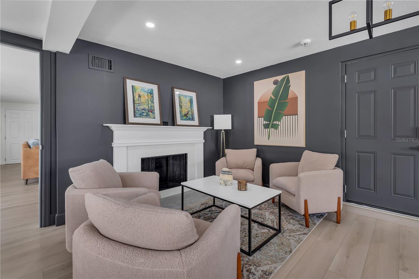 WESTGATE MANOR 1ST ADD - Residential Lease