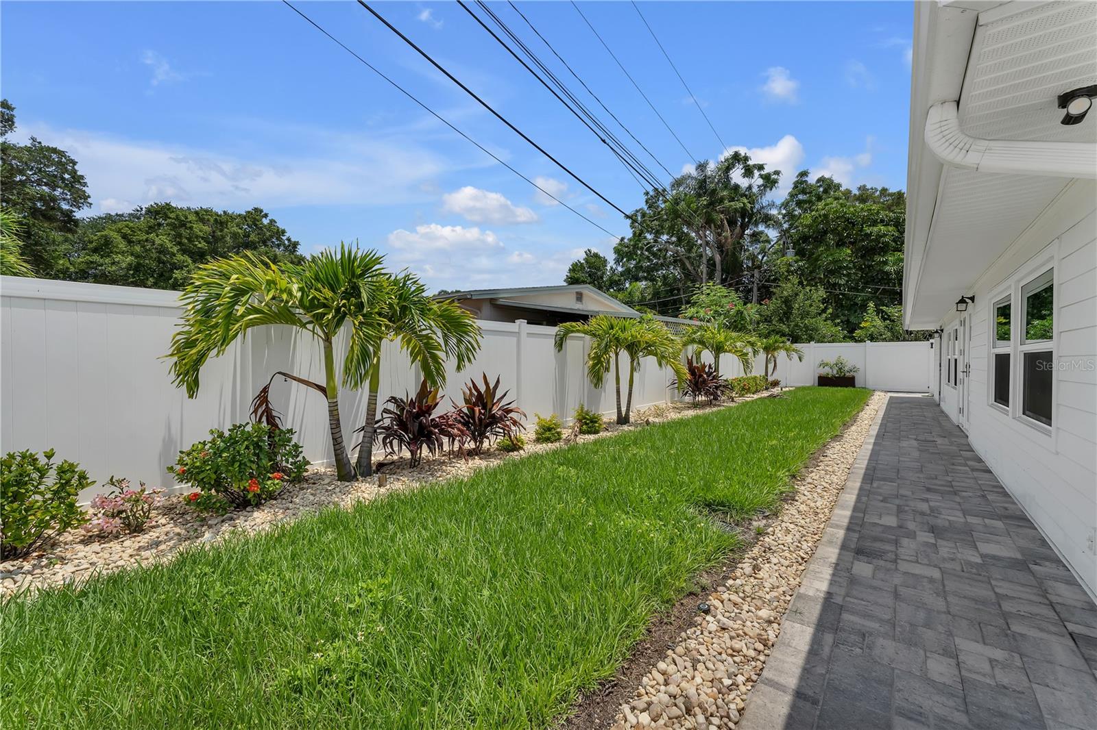 WESTGATE MANOR 1ST ADD - Residential Lease