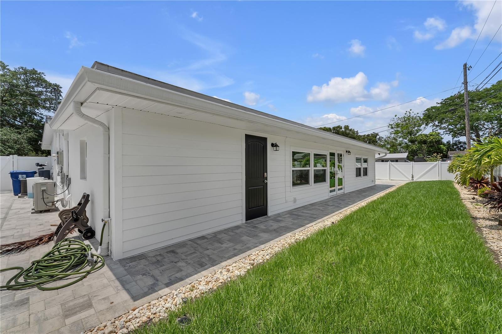 WESTGATE MANOR 1ST ADD - Residential Lease