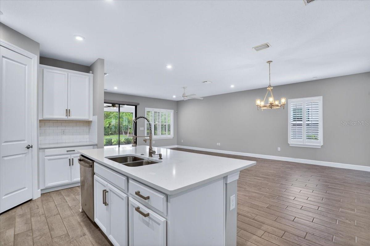 ARTISAN LAKES ESPLANADE PH V SUBPH B & C - Residential
