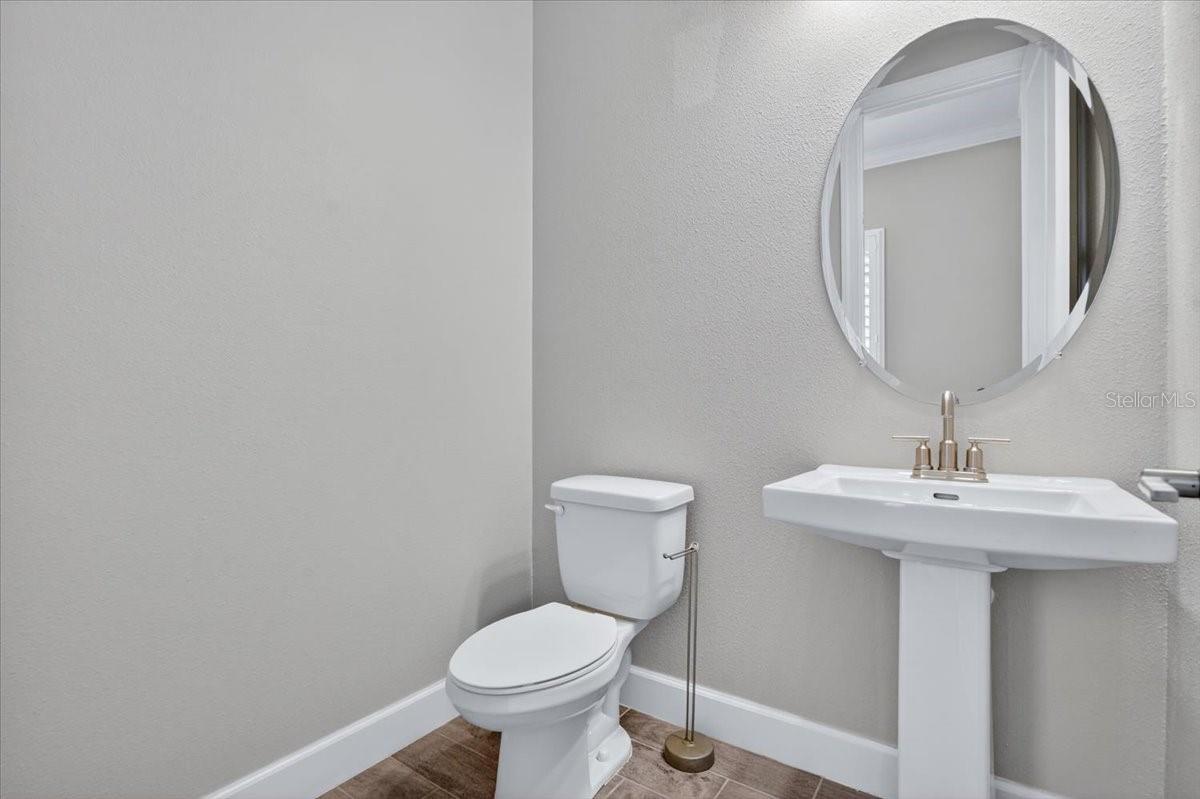 ARTISAN LAKES ESPLANADE PH V SUBPH B & C - Residential