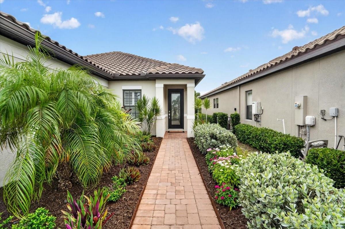 ARTISAN LAKES ESPLANADE PH V SUBPH B & C - Residential