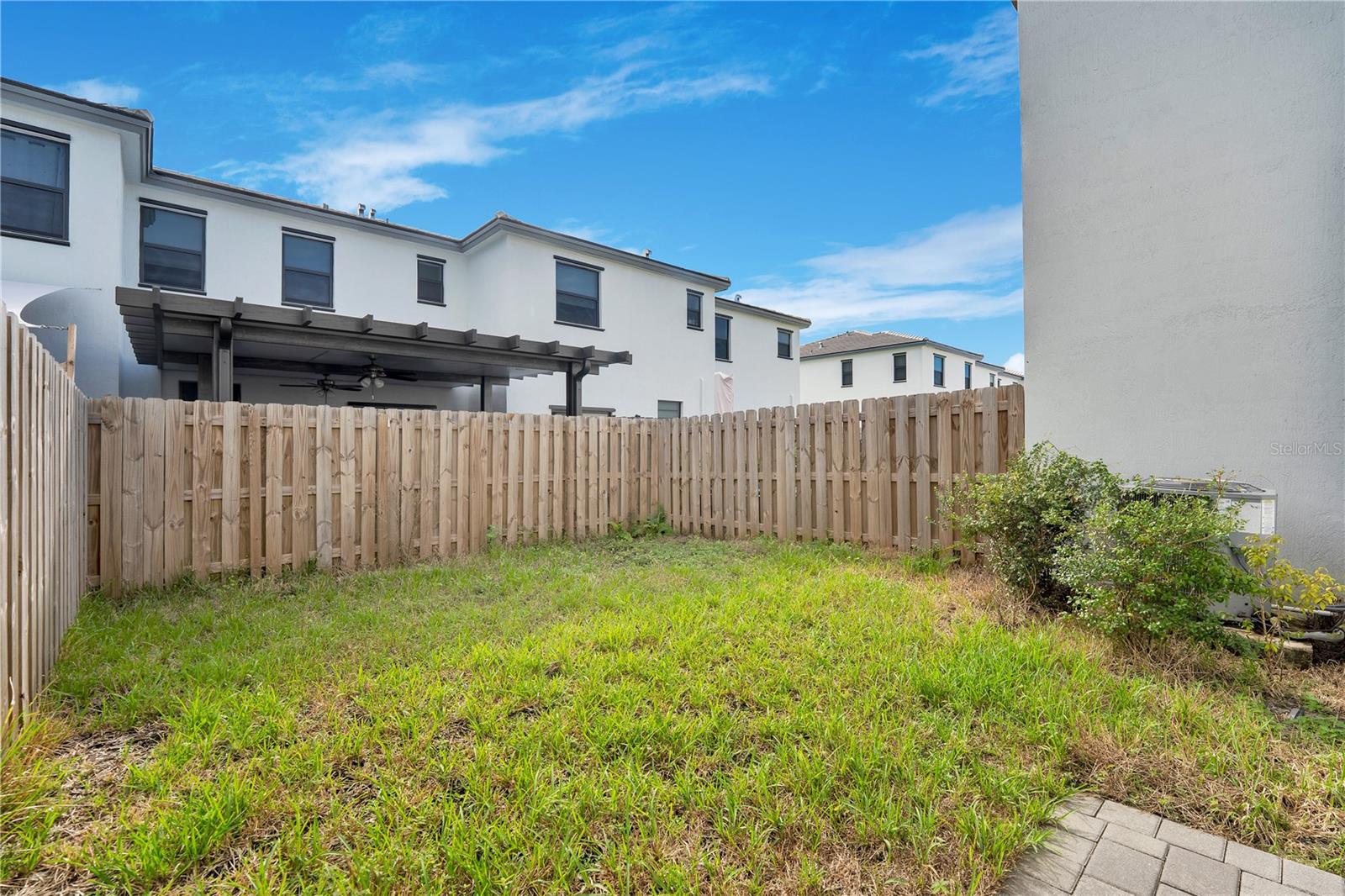 PINE ISLE - Residential