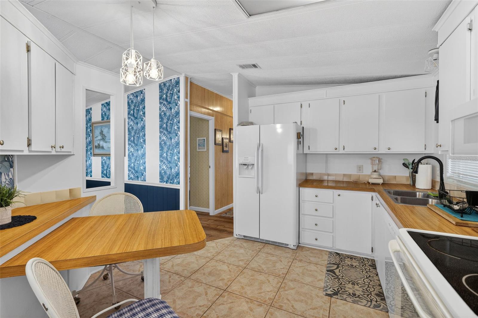 LA CASA MHP CO-OP - Residential
