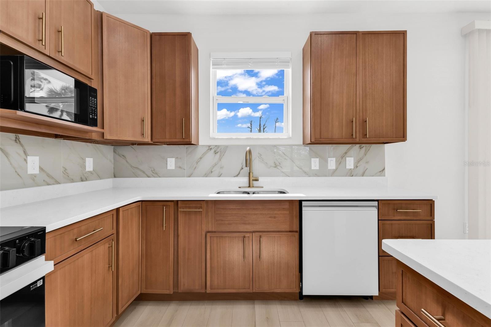 ROTONDA SANDS - Residential