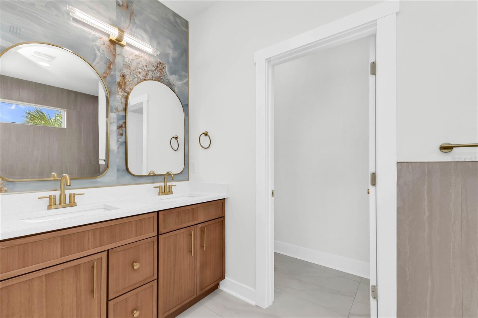 ROTONDA SANDS - Residential